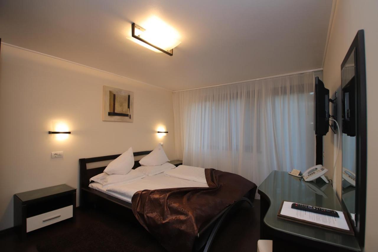 Complex Cochet Hotel Busteni Luaran gambar