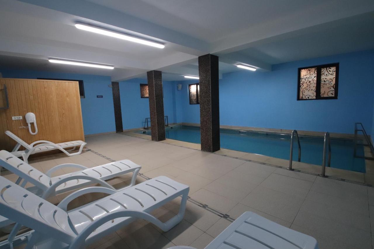 Complex Cochet Hotel Busteni Luaran gambar