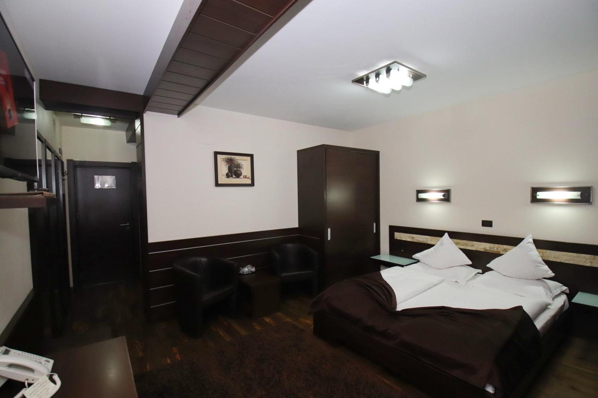 Complex Cochet Hotel Busteni Luaran gambar