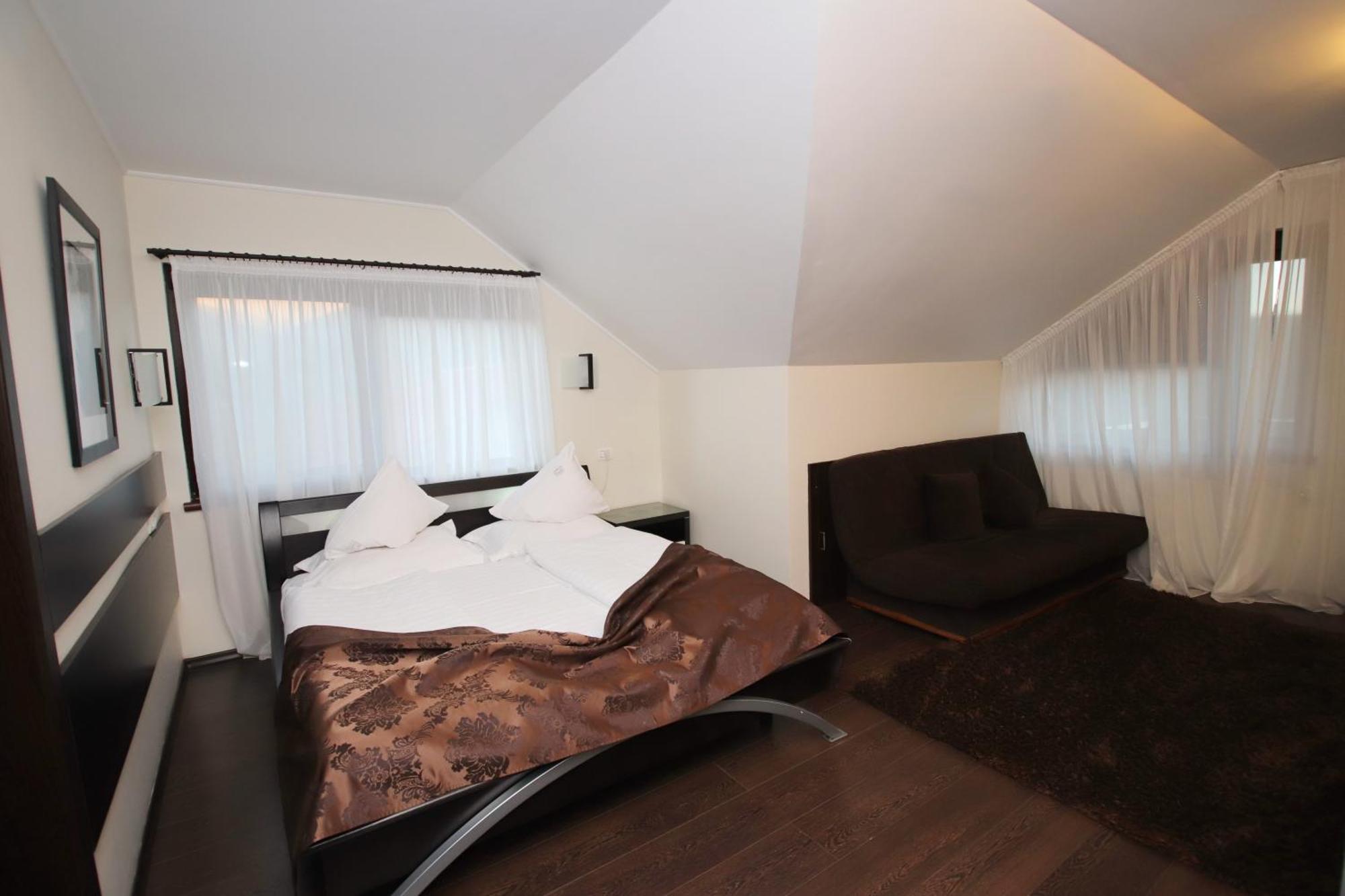 Complex Cochet Hotel Busteni Luaran gambar
