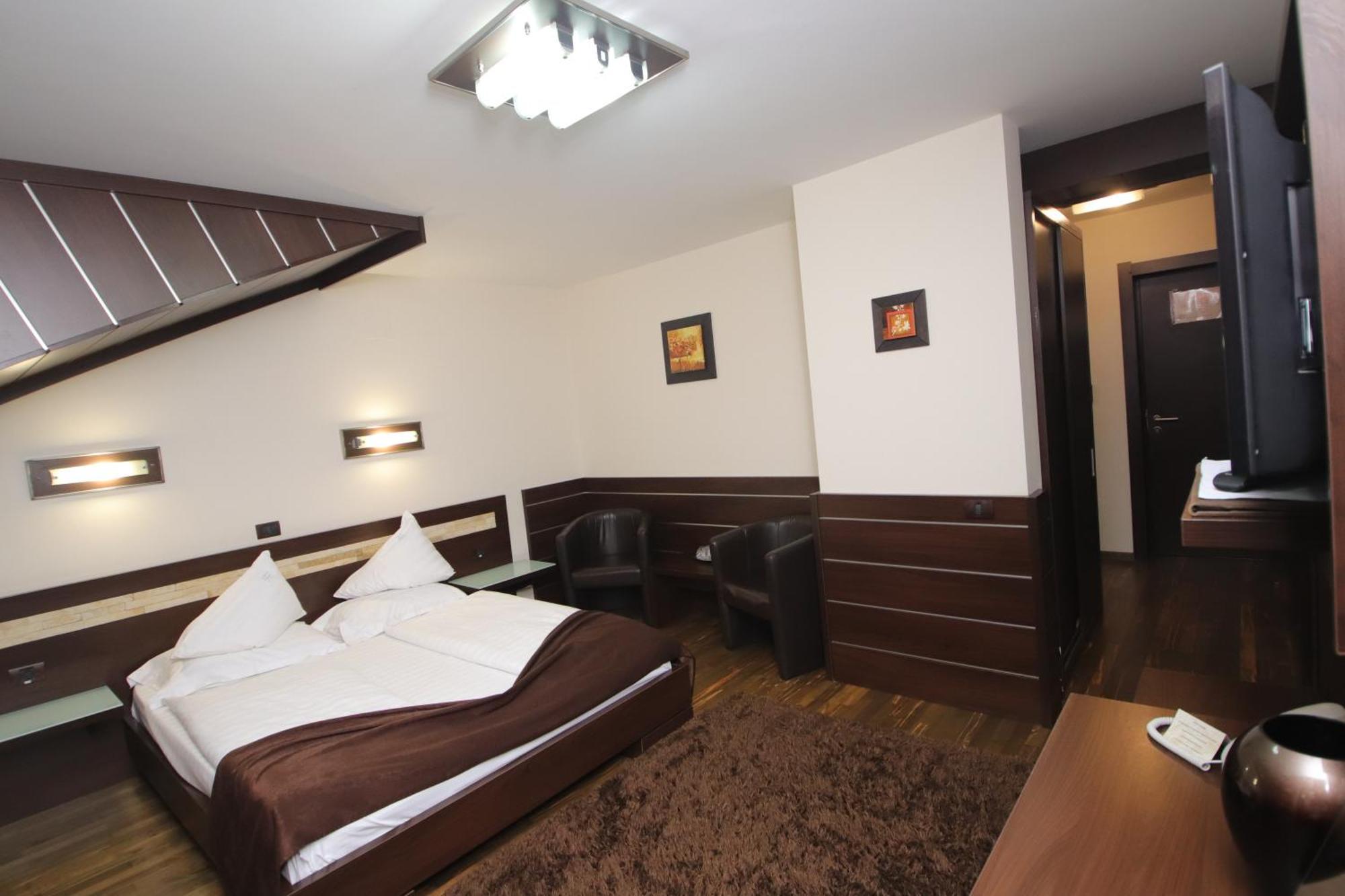 Complex Cochet Hotel Busteni Luaran gambar