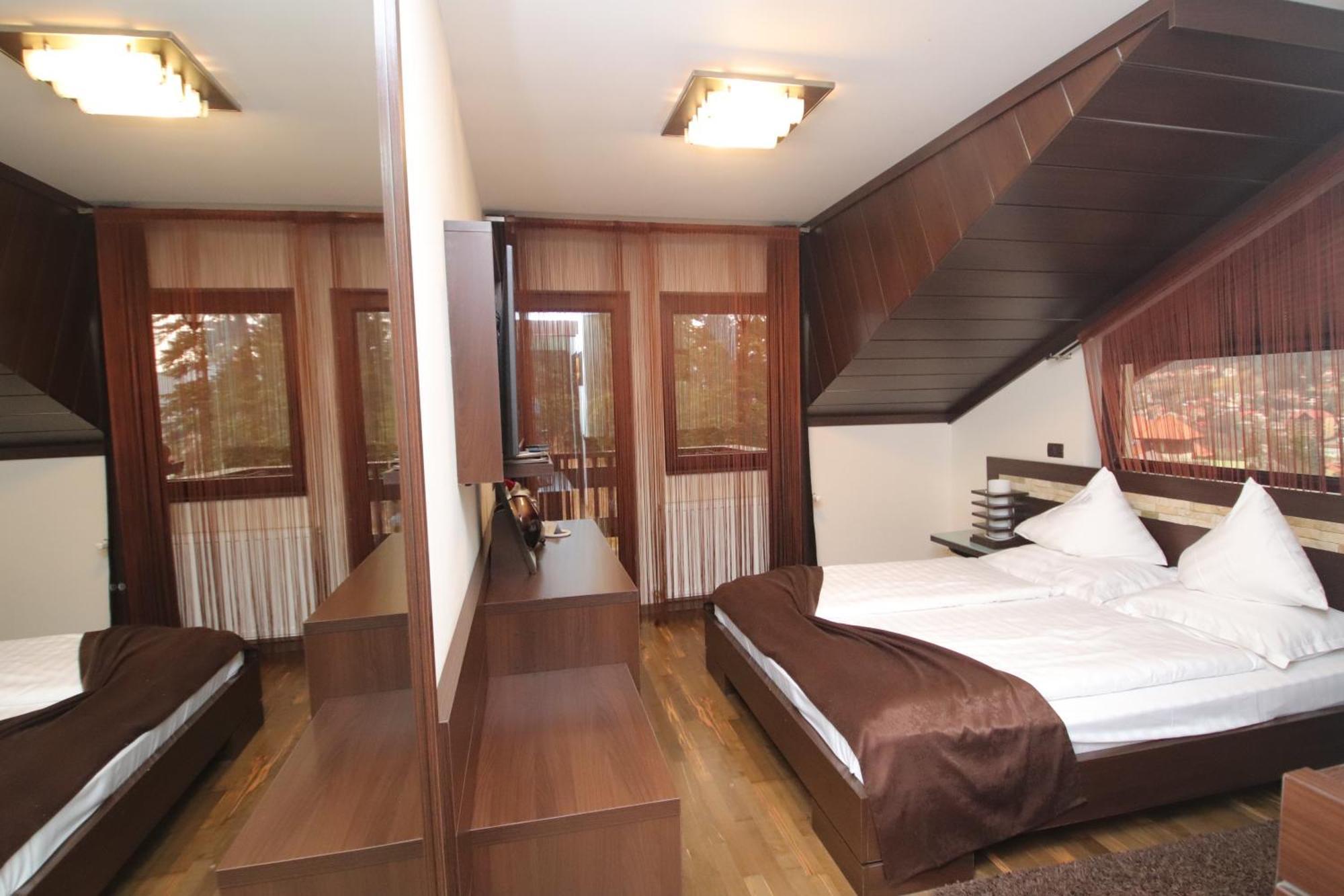 Complex Cochet Hotel Busteni Luaran gambar